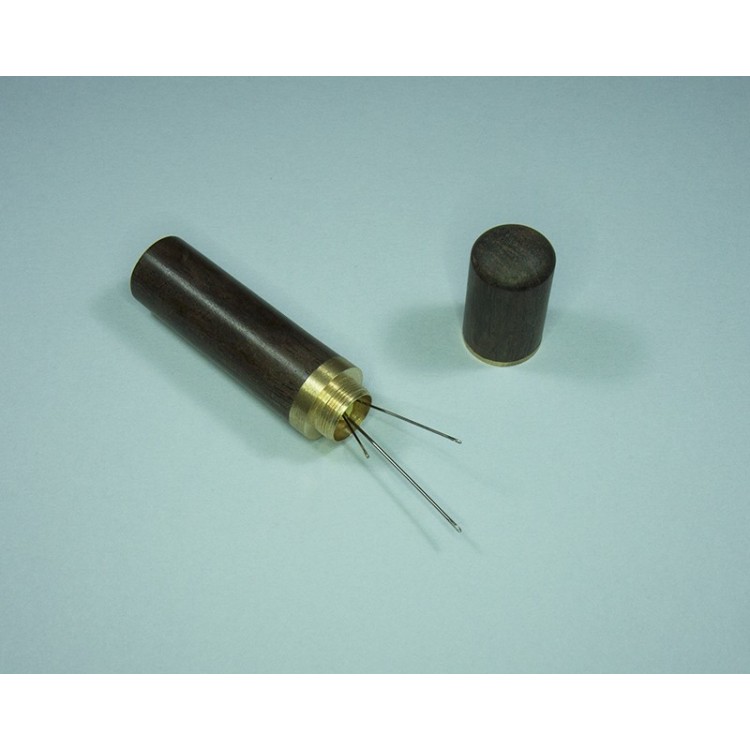 Needle case