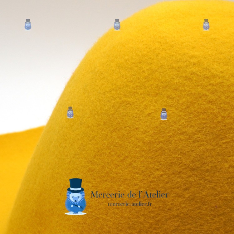Campana feltro di lana 180g - Giallo Ranuncolo