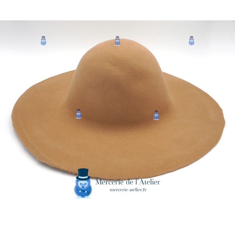 Capeline wolvilt 180g - Camel