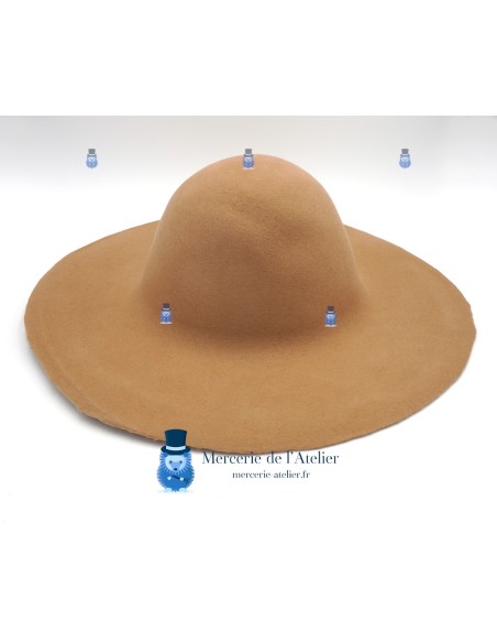 Capeline wolvilt 180g - Camel