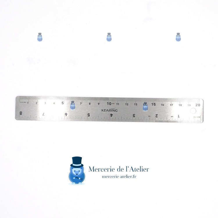 Regla Metálica Flexible - 20 cm