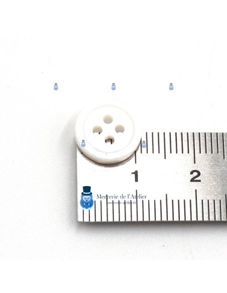 Perlmuttknopf Typ 1 - 11 mm